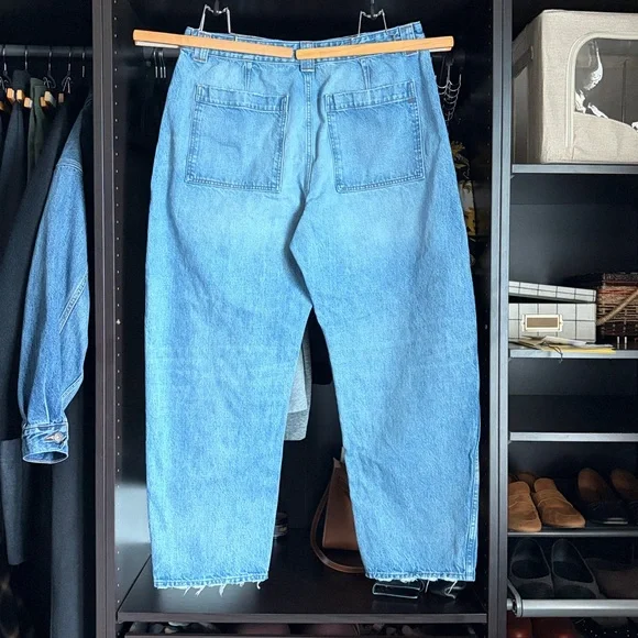 Madewell The Curvy Balloon Utility Jean- Raebrook Wash - Picture 2 of 8